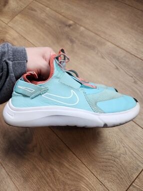 Size 2Y girls slip on nike sneakers
